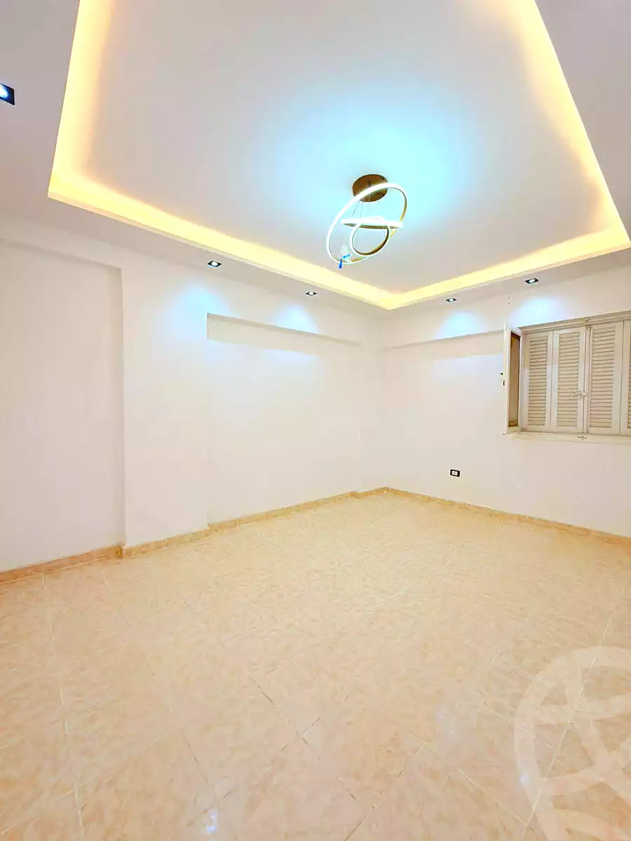 https://aqarmap.com.eg/ar/listing/6974767-for-sale-alexandria-al-agamy-shataa-el-nakheel