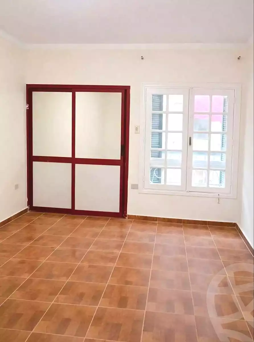 https://aqarmap.com.eg/ar/listing/6974772-for-sale-alexandria-el-asafra-l-sfr-bhry