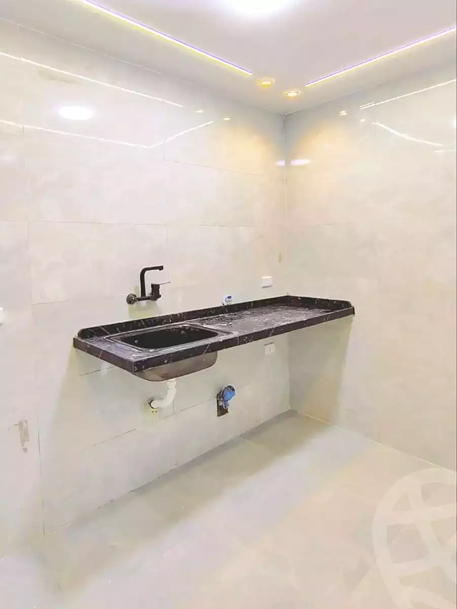 https://aqarmap.com.eg/ar/listing/6974809-for-sale-alexandria-al-agamy-el-hanouvel-abo-bakr-el-sedeek-st