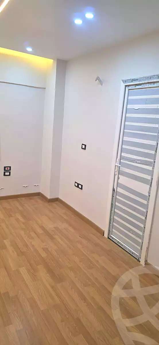 https://aqarmap.com.eg/ar/listing/6974852-for-rent-cairo-new-cairo-gharb-arabila-selim-st