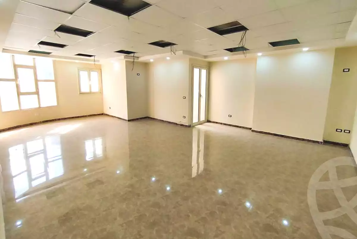 https://aqarmap.com.eg/ar/listing/6974978-for-sale-alexandria-bolekly-abou-quer-st