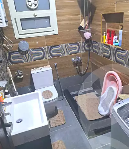 https://aqarmap.com.eg/ar/listing/6975409-for-rent-cairo-al-oubour-el-hay-el-taseaa-abbas-el-akad-st