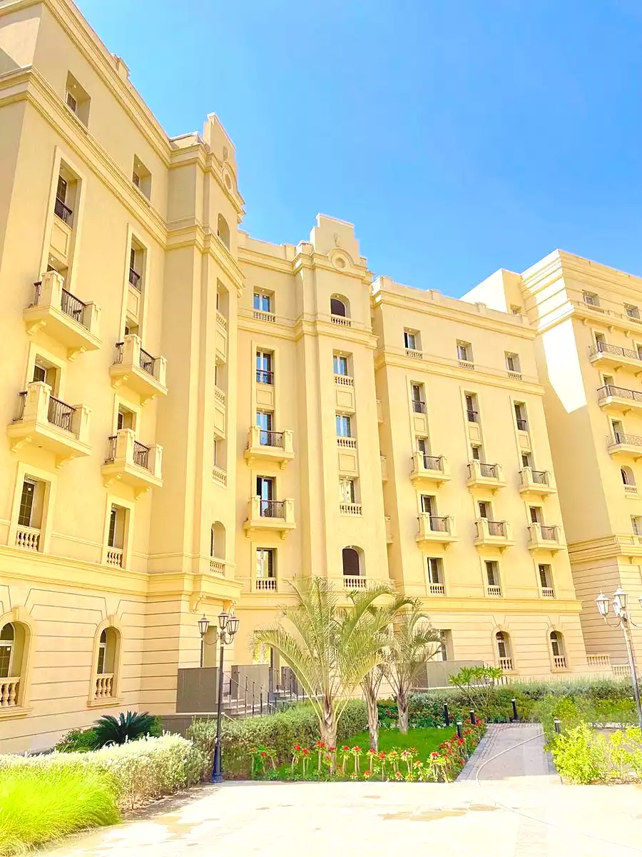 https://aqarmap.com.eg/ar/listing/6975491-for-sale-cairo-new-administrative-capital-r5-garden-city-compound-city-edge