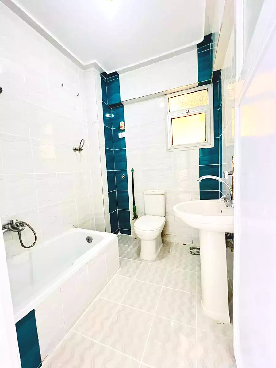 https://aqarmap.com.eg/ar/listing/6975639-for-sale-alexandria-al-agamy-shataa-el-nakheel