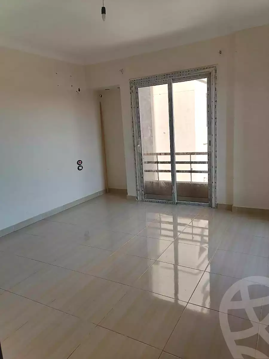 https://aqarmap.com.eg/en/listing/6975676-for-rent-cairo-new-cairo-compounds-the-square