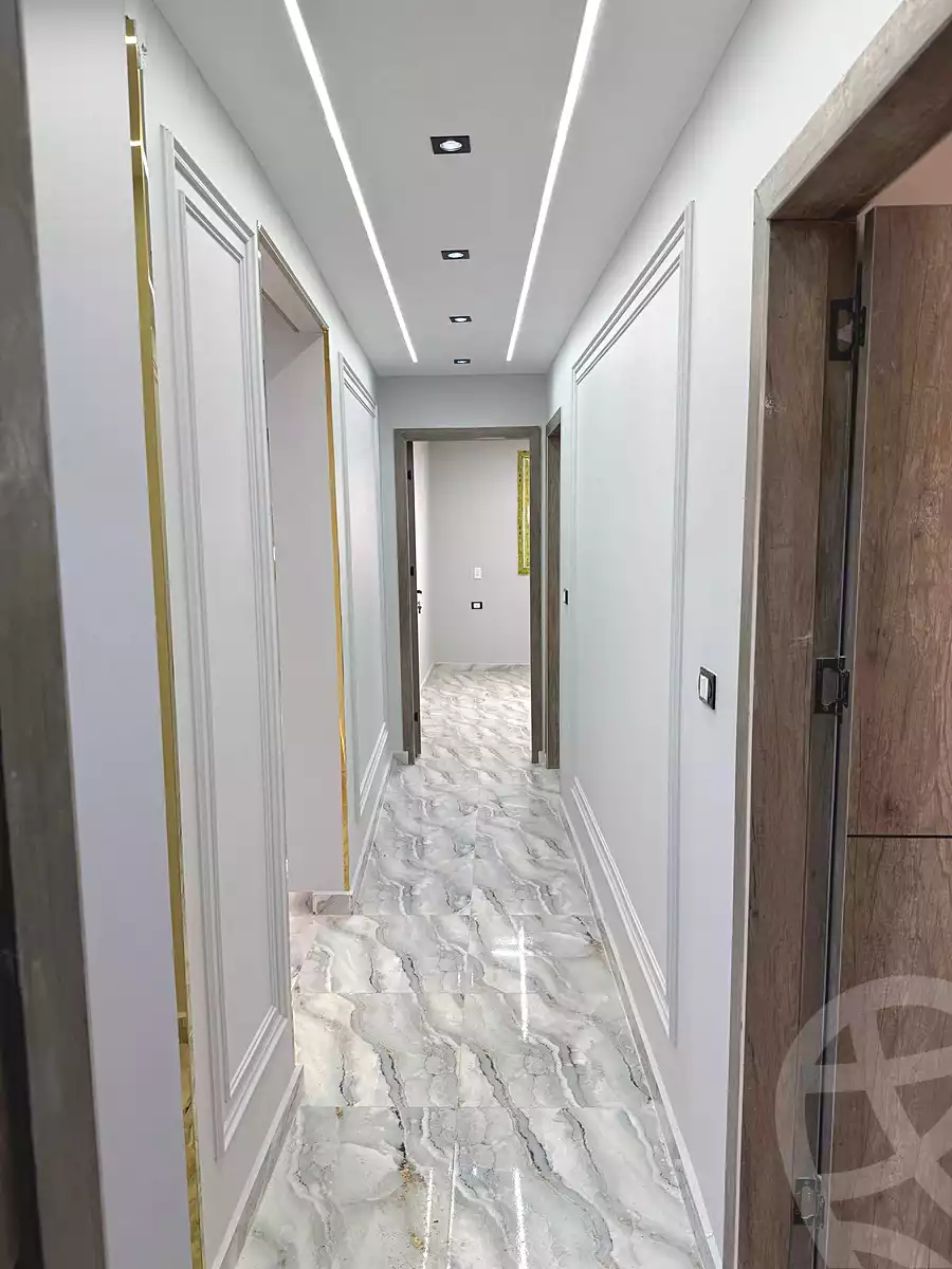https://aqarmap.com.eg/ar/listing/6976043-for-sale-cairo-el-haram-el-lebeny-soltan-khattab-st