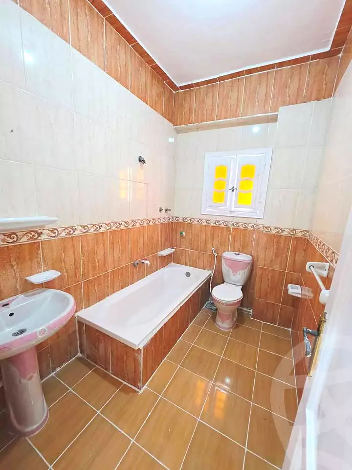 https://aqarmap.com.eg/ar/listing/6976233-for-sale-alexandria-al-agamy-shataa-el-nakheel