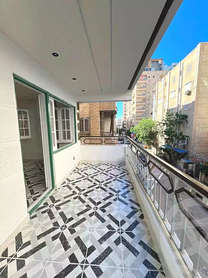 https://aqarmap.com.eg/ar/listing/6976239-for-sale-alexandria-al-agamy-shataa-el-nakheel
