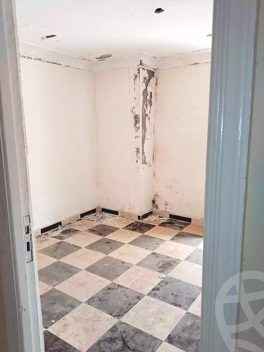 https://aqarmap.com.eg/en/listing/6976342-for-sale-alexandria-al-agamy-el-hanouvel-al-haded-we-al-soulb-st