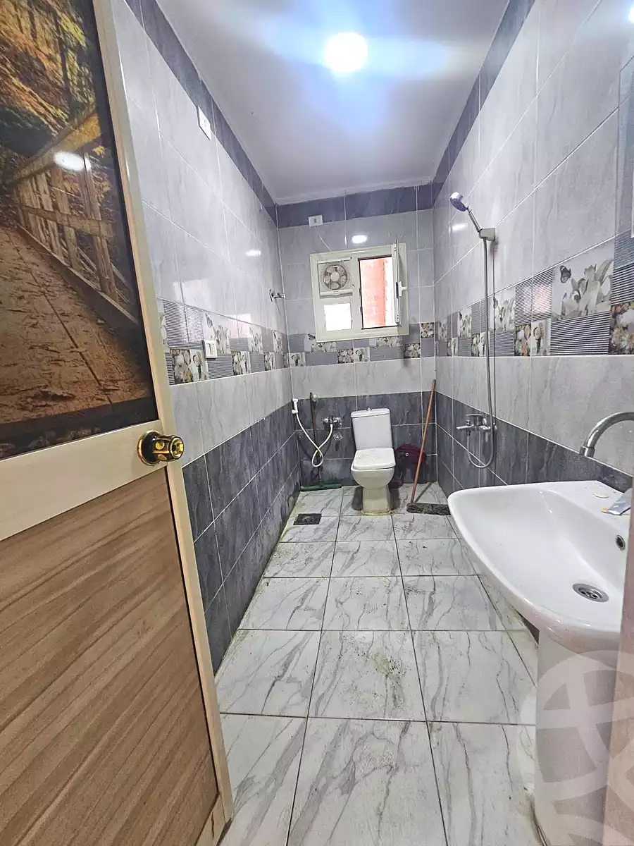 https://aqarmap.com.eg/ar/listing/6976394-for-sale-alexandria-al-agamy-el-hanouvel-al-haded-we-al-soulb-st