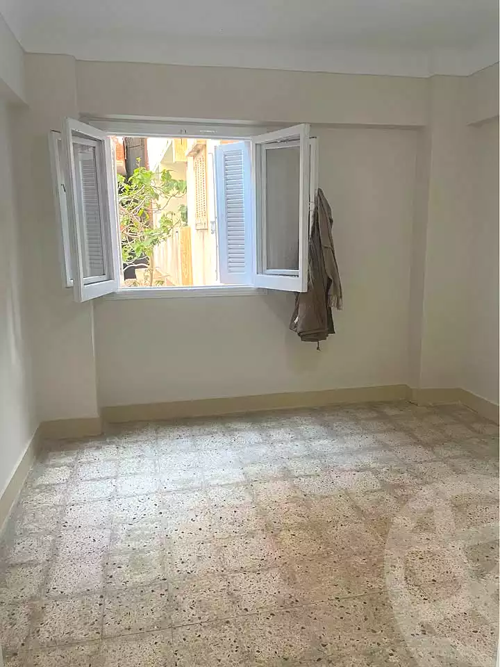 https://aqarmap.com.eg/en/listing/6976448-for-sale-alexandria-al-agamy-el-hanouvel-el-kholafaa-el-rashdeen-st
