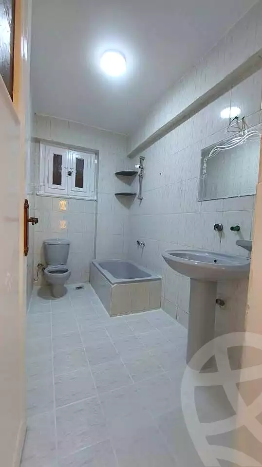 https://aqarmap.com.eg/en/listing/6976578-for-sale-alexandria-al-agamy-shataa-el-nakheel