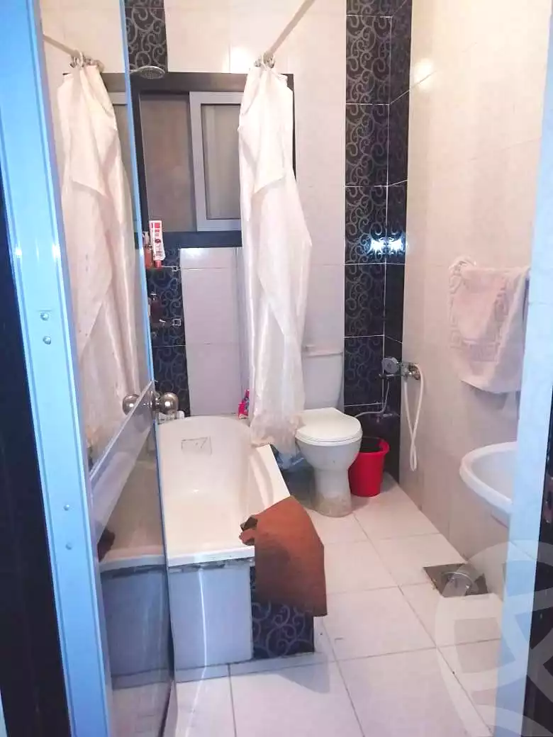 https://aqarmap.com.eg/en/listing/6976975-for-rent-alexandria-al-agamy-bw-ywsf