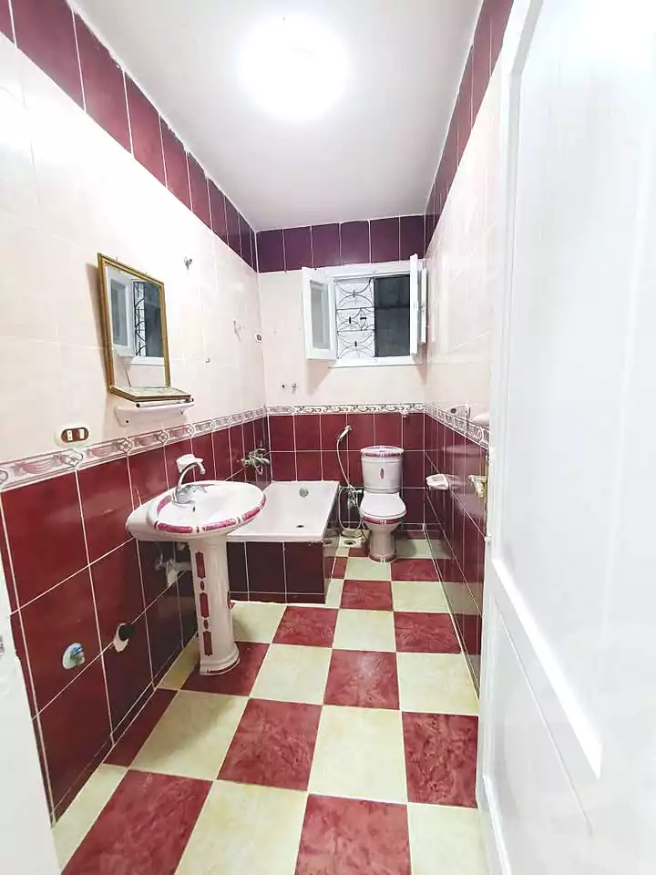 https://aqarmap.com.eg/ar/listing/6977355-for-sale-alexandria-al-agamy-shataa-el-nakheel