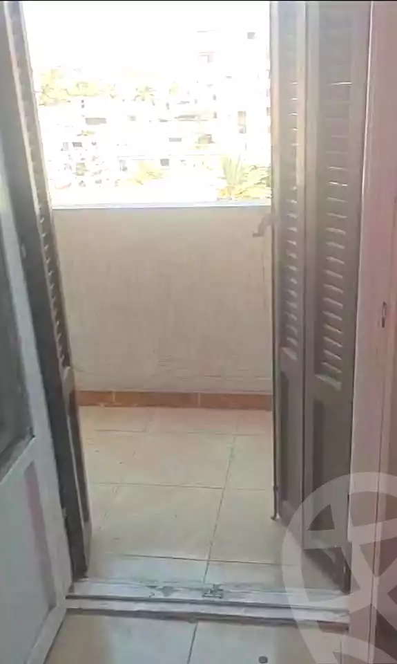 https://aqarmap.com.eg/ar/listing/6977866-for-sale-alexandria-al-agamy-el-hanouvel
