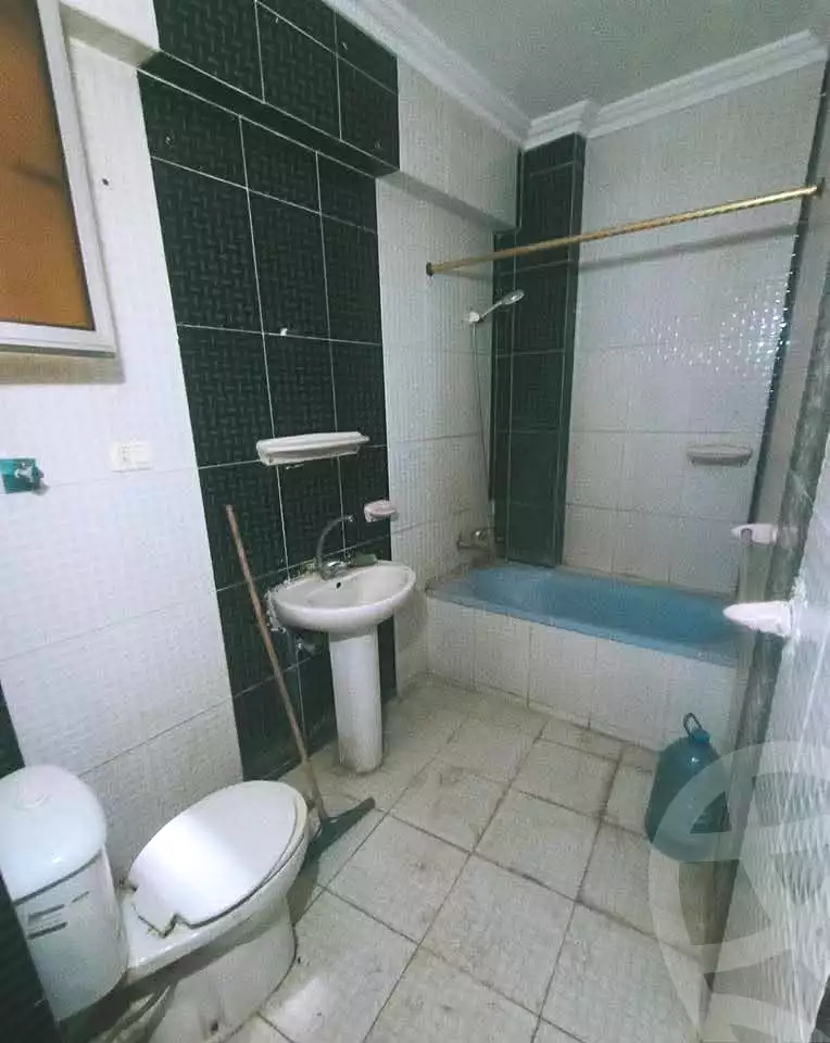 https://aqarmap.com.eg/en/listing/6977968-for-sale-alexandria-lsywf-el-falki
