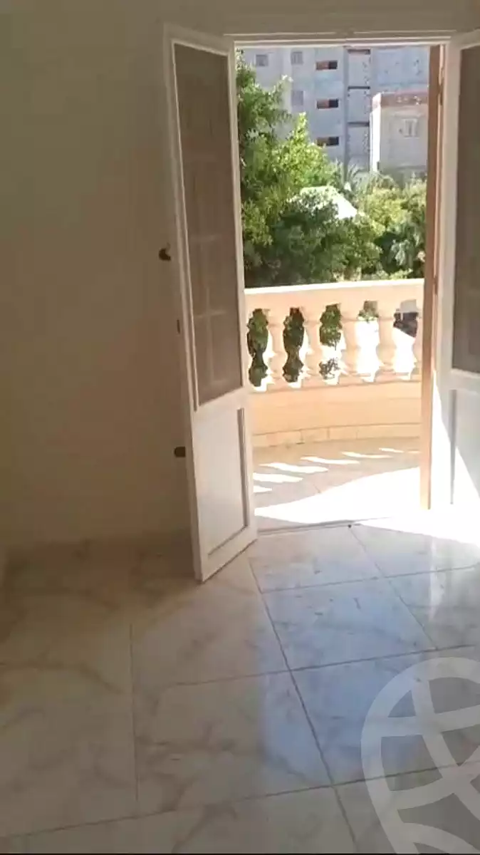 https://aqarmap.com.eg/ar/listing/6978008-for-sale-alexandria-al-agamy-el-hanouvel
