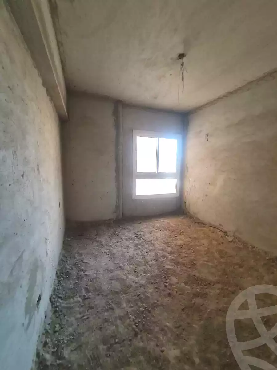 https://aqarmap.com.eg/ar/listing/6978100-for-sale-alexandria-smouha-elshohada-square-rd