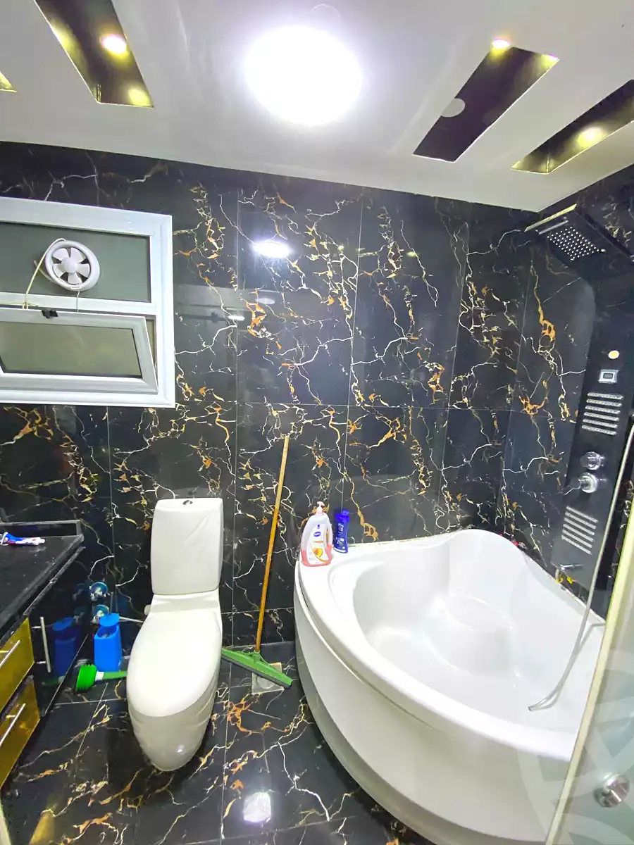 https://aqarmap.com.eg/ar/listing/6978641-for-sale-alexandria-al-agamy-lbytsh-bianchiii
