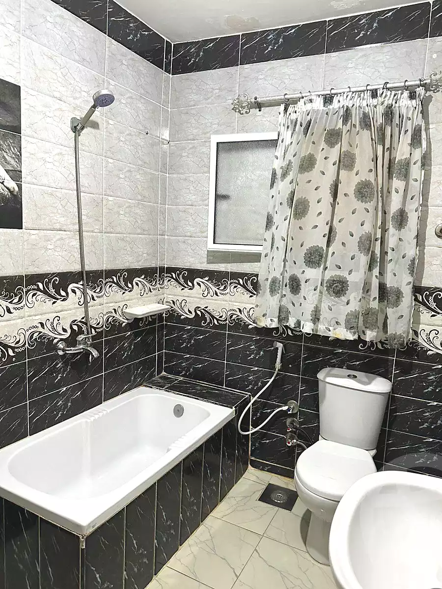 https://aqarmap.com.eg/ar/listing/6978756-for-sale-alexandria-al-agamy-el-hanouvel-al-asdakaa-st