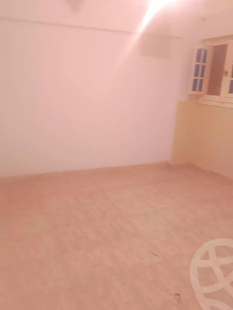 https://aqarmap.com.eg/ar/listing/6978929-for-rent-alexandria-al-agamy-el-hanouvel