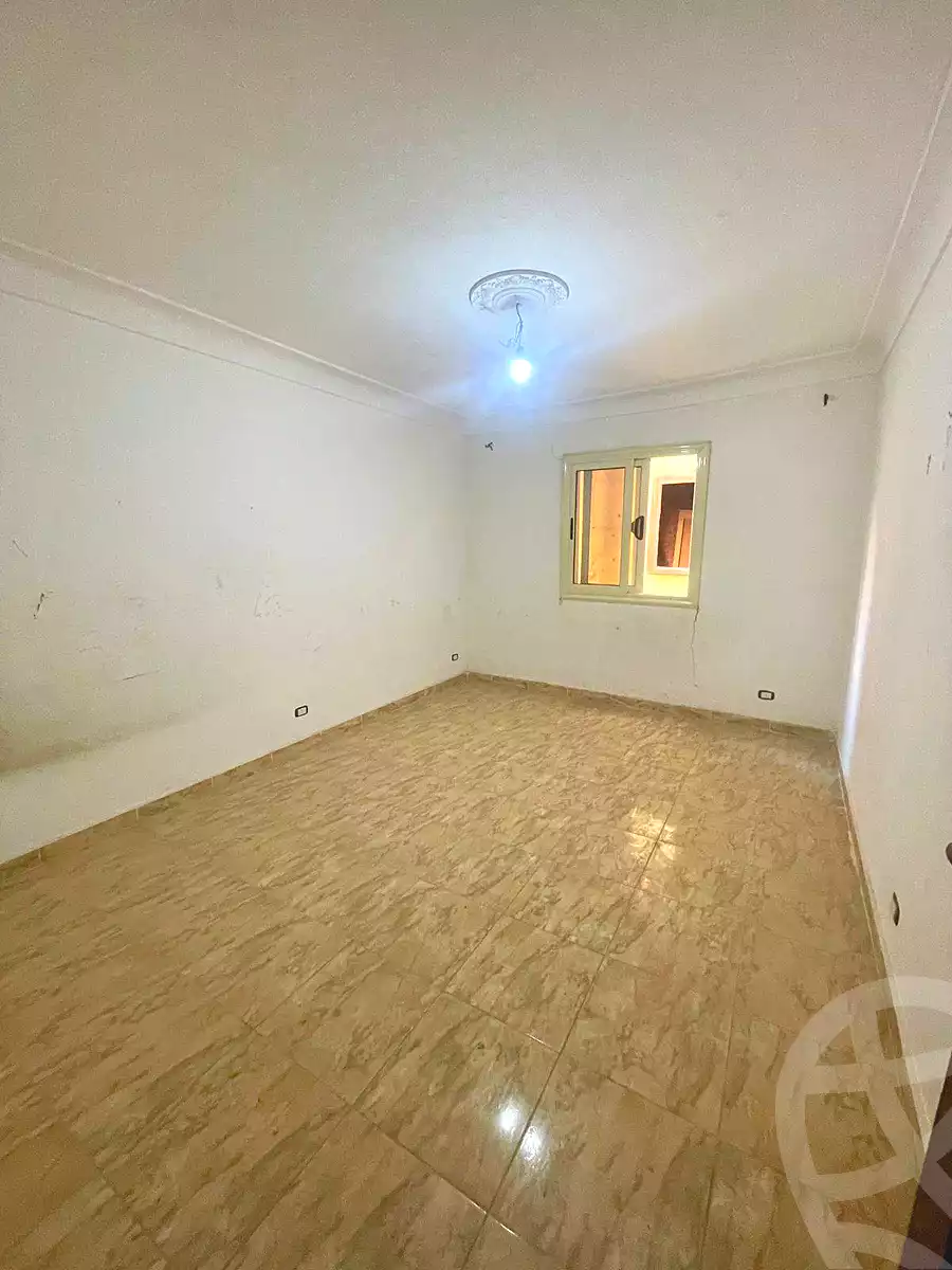 https://aqarmap.com.eg/ar/listing/6979186-for-sale-alexandria-al-agamy-lbytsh-shahr-al-assal-st