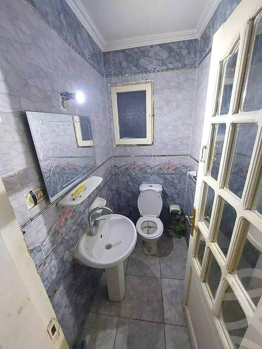https://aqarmap.com.eg/ar/listing/6979206-for-sale-alexandria-sydy-bshr-sydy-bshr-bhry-shr-mhmwd-l-yswy