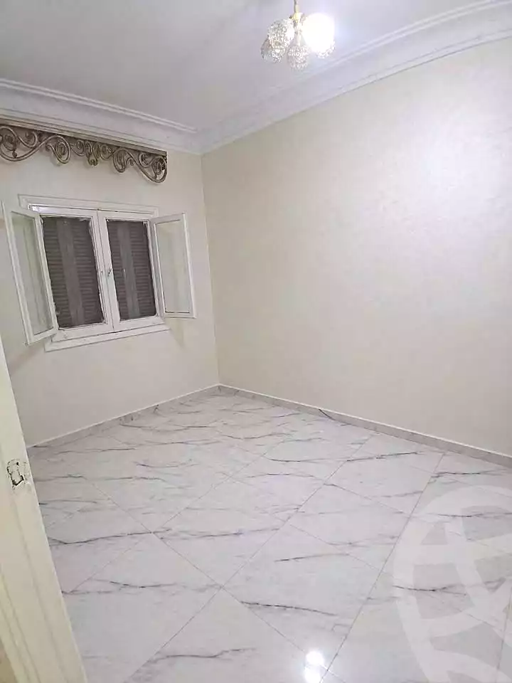 https://aqarmap.com.eg/ar/listing/6979219-for-sale-alexandria-al-agamy-lbytsh-el-bostan-st