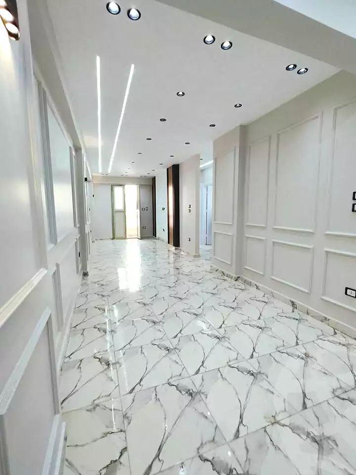 https://aqarmap.com.eg/ar/listing/6979238-for-sale-alexandria-al-agamy-lbytsh-shahr-al-assal-st