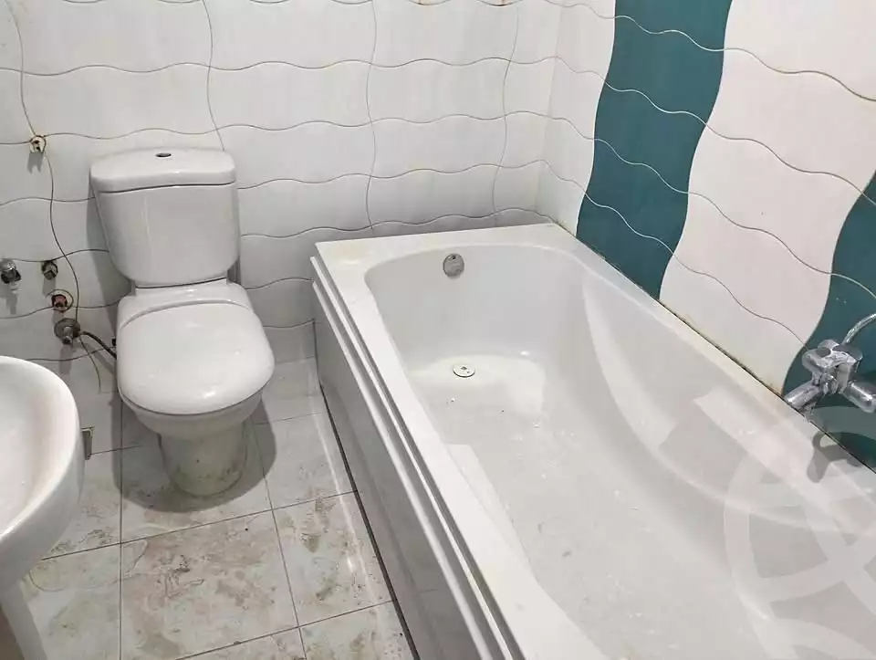 https://aqarmap.com.eg/ar/listing/6979300-for-sale-cairo-helwan-mnshy-hlwn-ljdyd-abd-allah-mahmoud-st