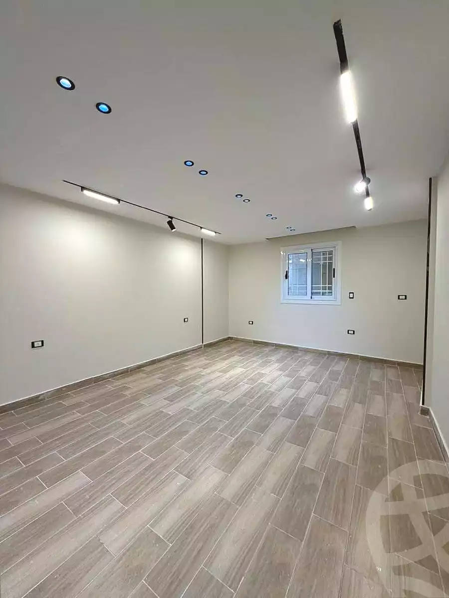 https://aqarmap.com.eg/ar/listing/6979346-for-sale-alexandria-al-agamy-lbytsh-el-reyad-st