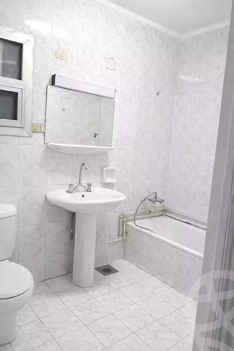 https://aqarmap.com.eg/ar/listing/6979796-for-sale-alexandria-el-asafra-l-sfr-bhry