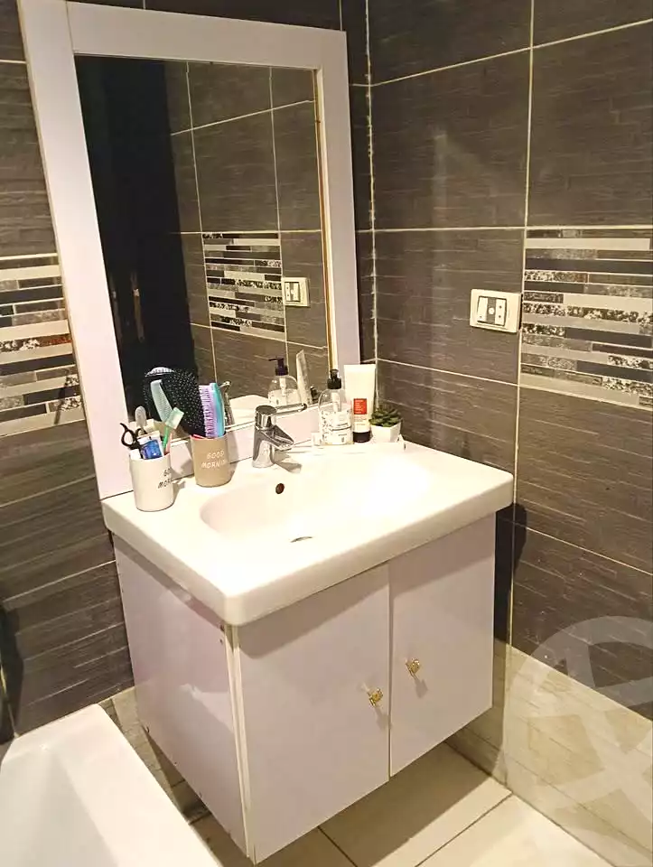 https://aqarmap.com.eg/en/listing/6980058-for-rent-cairo-faisal-el-kom-el-akhder