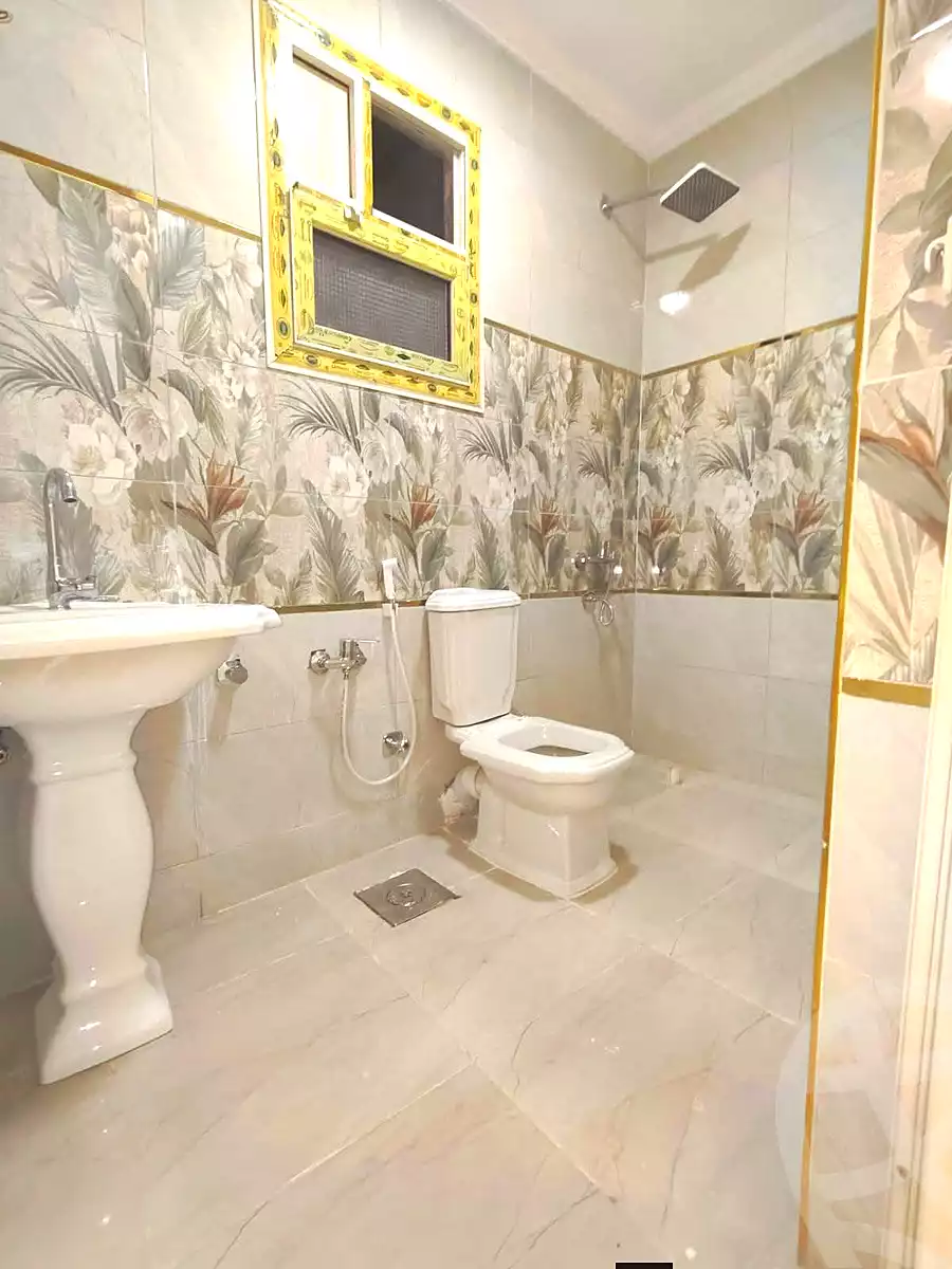 https://aqarmap.com.eg/ar/listing/6980392-for-sale-cairo-helwan-hadayek-helwan-nile-corniche-st