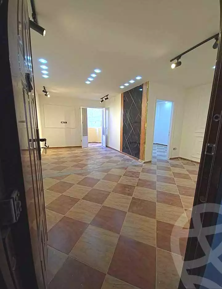 https://aqarmap.com.eg/ar/listing/6980555-for-sale-alexandria-al-agamy-el-hanouvel-al-haded-we-al-soulb-st