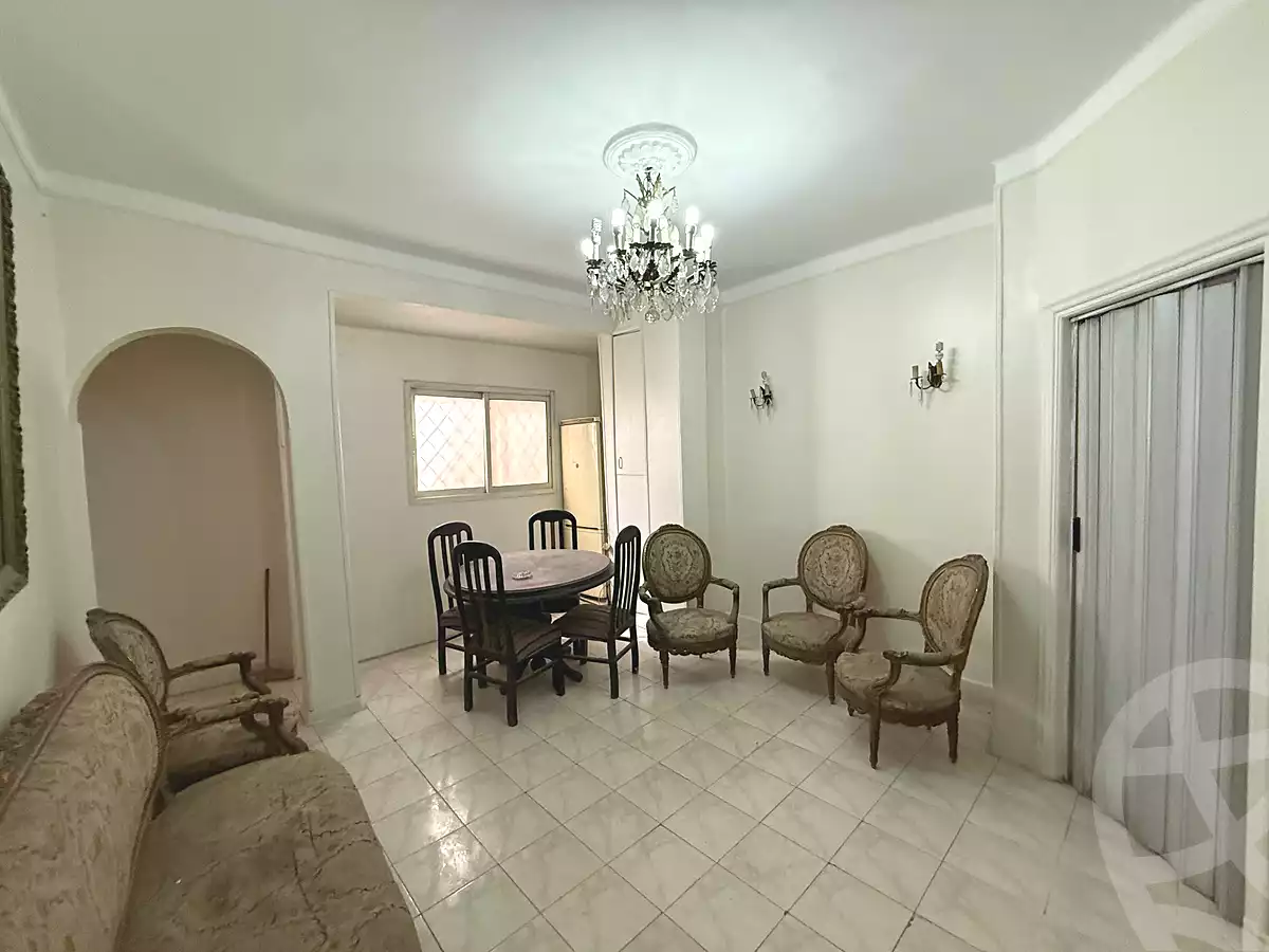 https://aqarmap.com.eg/en/listing/6980487-for-sale-cairo-downtown-abdeen-mohammed-farid-st