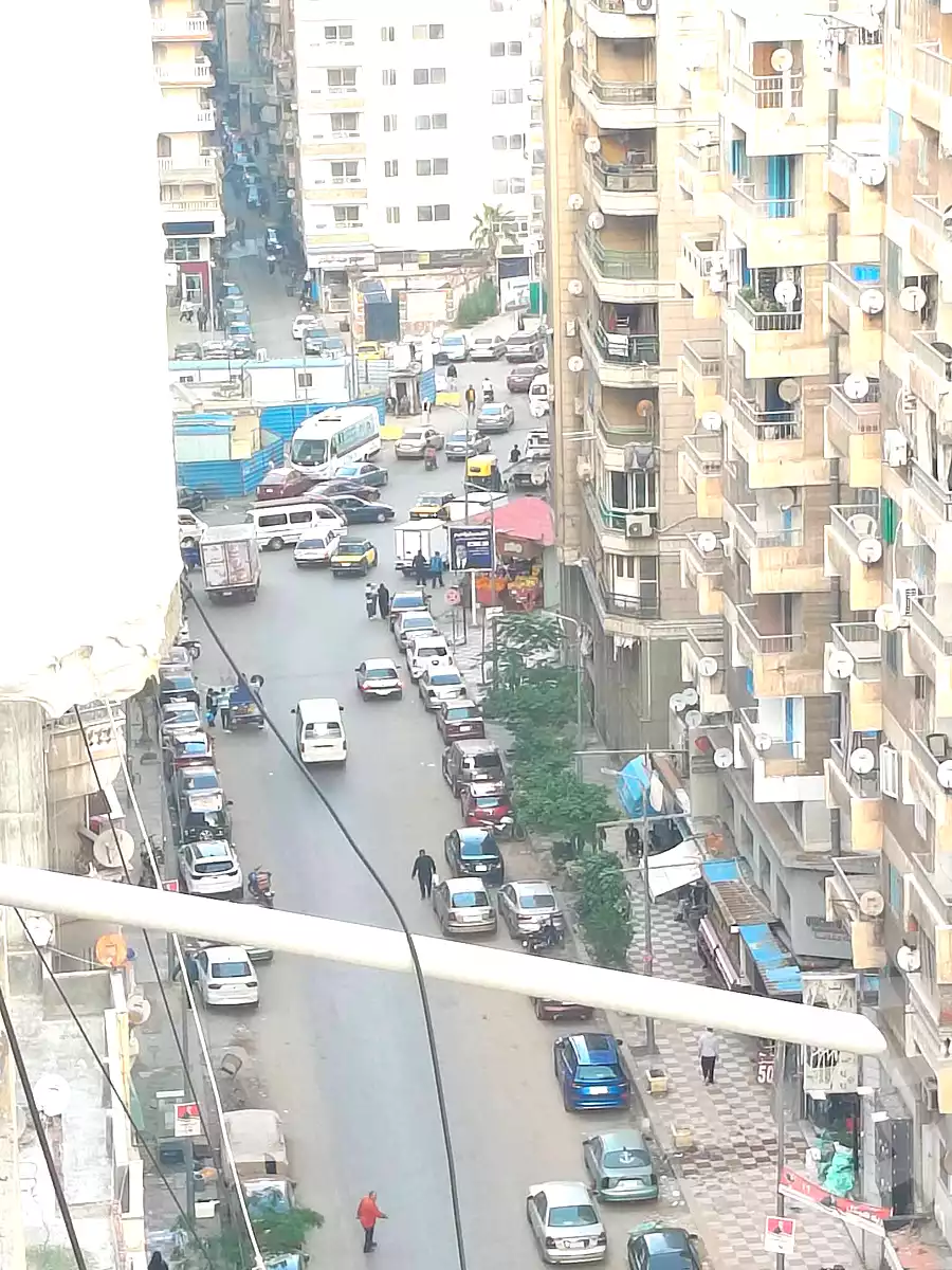 https://aqarmap.com.eg/ar/listing/6980652-for-sale-alexandria-sydy-bshr-sydy-bshr-bhry