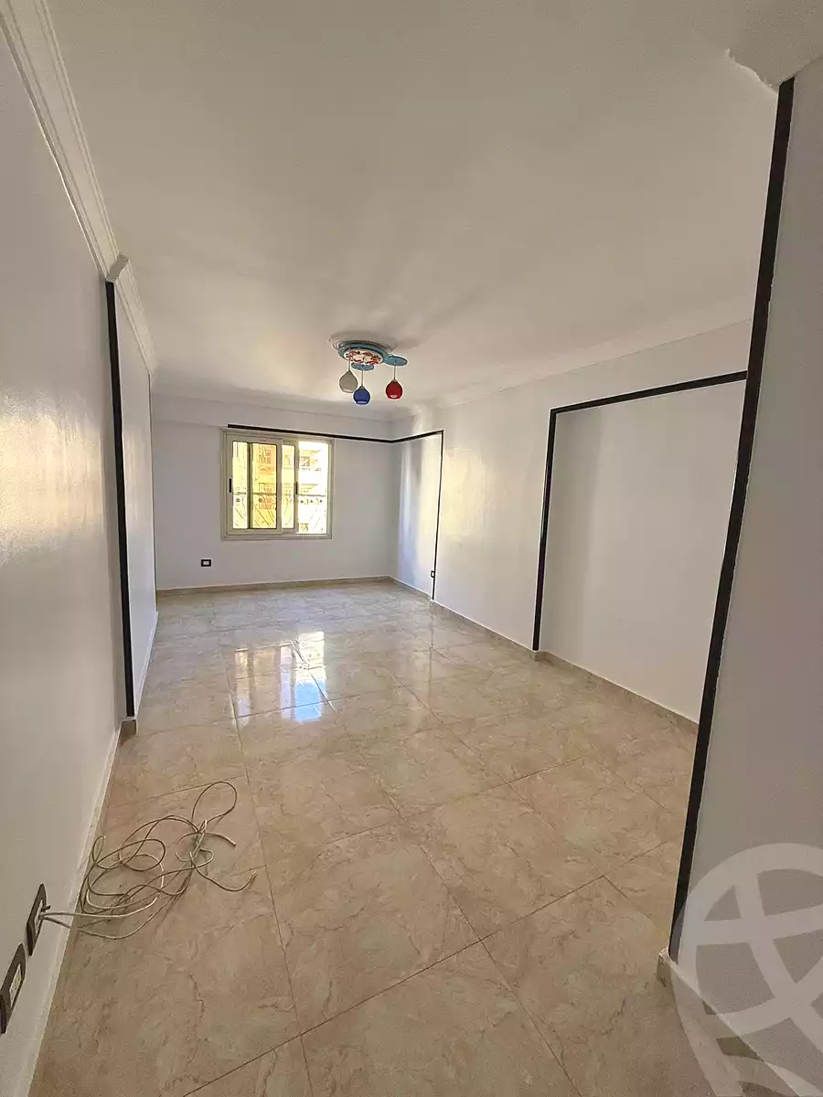 https://aqarmap.com.eg/ar/listing/6980756-for-sale-alexandria-el-mandara-shr-jml-bd-lnsr