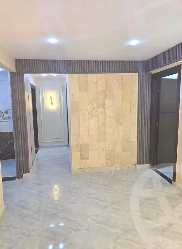 https://aqarmap.com.eg/ar/listing/6980781-for-sale-alexandria-miami-shr-jml-bd-lnsr