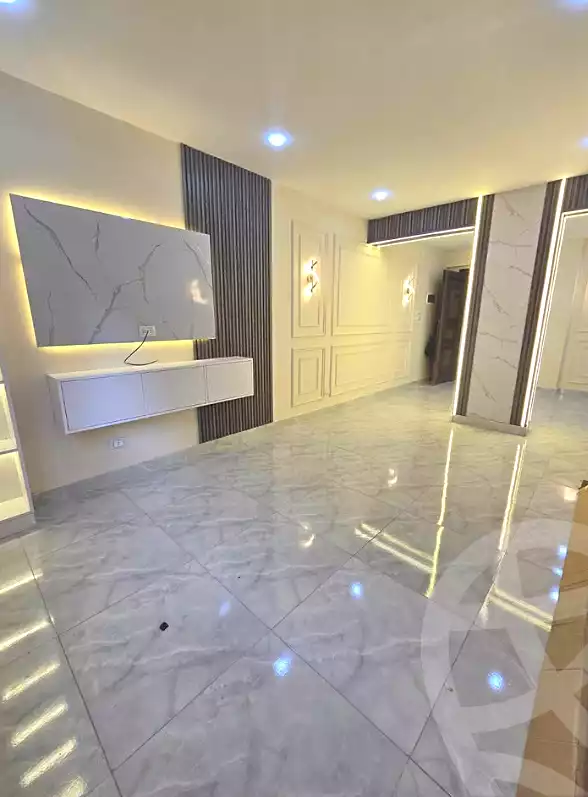https://aqarmap.com.eg/ar/listing/6980781-for-sale-alexandria-miami-shr-jml-bd-lnsr