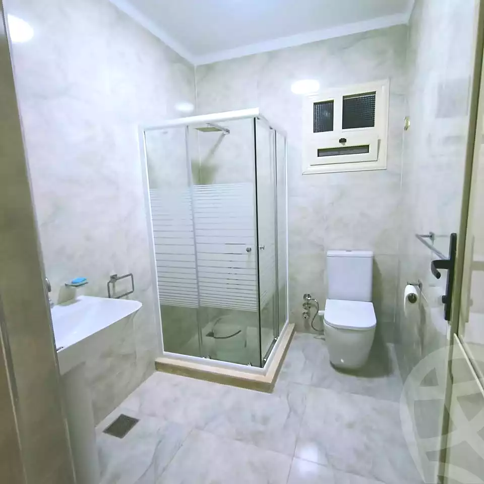 https://aqarmap.com.eg/ar/listing/6980942-for-sale-alexandria-al-agamy-lbytsh-bianchiii