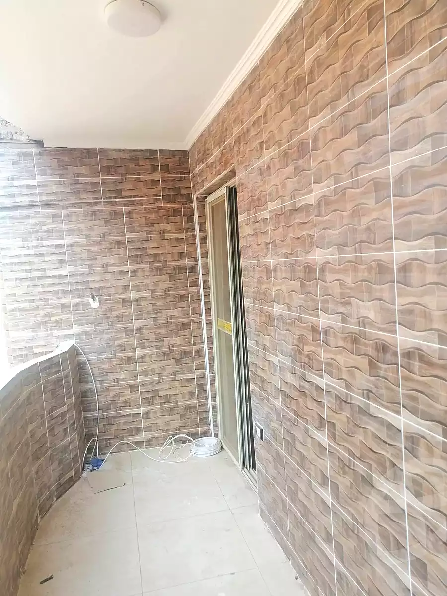 https://aqarmap.com.eg/ar/listing/6981069-for-rent-cairo-ain-shams-jsr-lswys