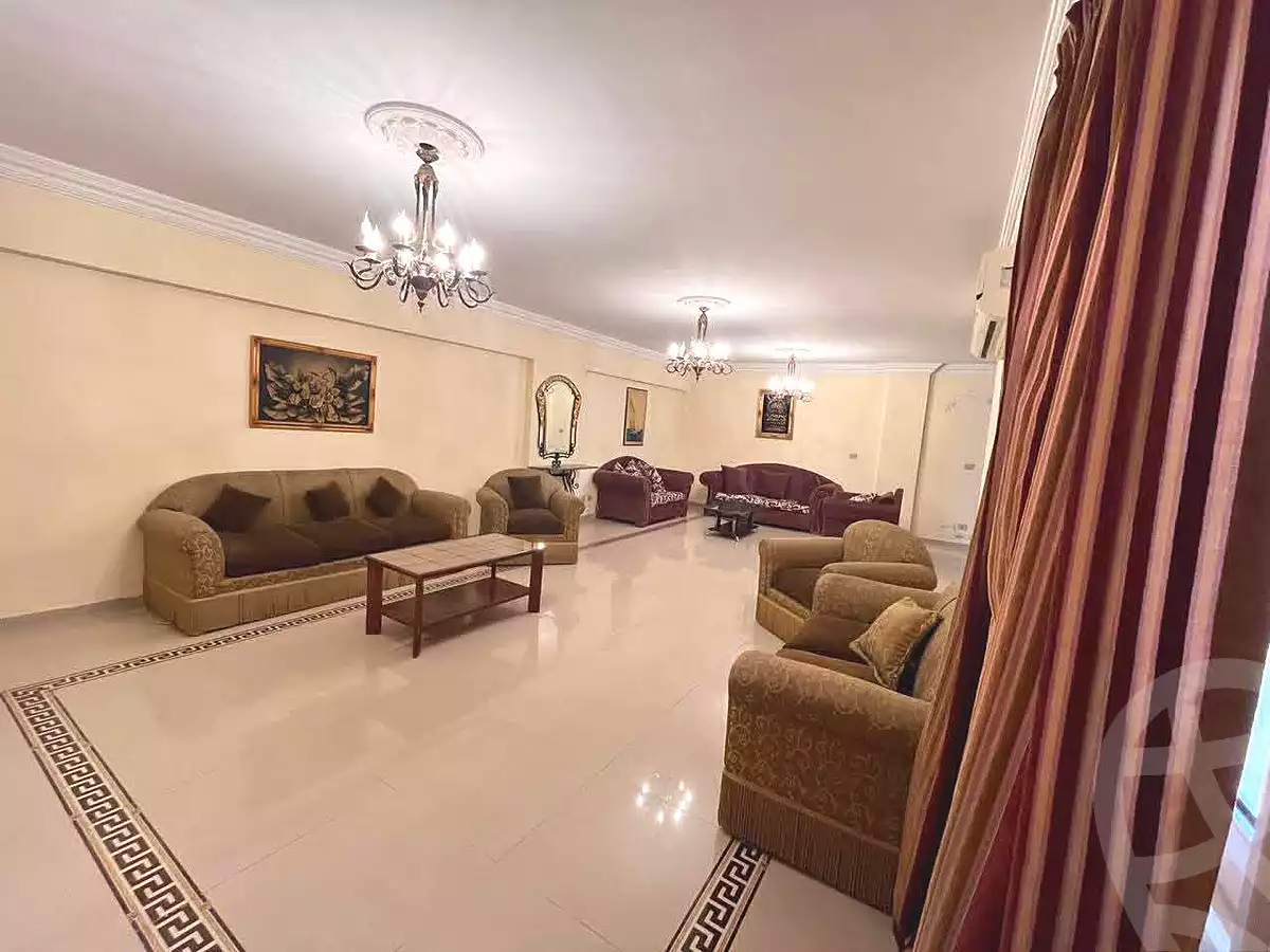 https://aqarmap.com.eg/en/listing/6981080-for-sale-alexandria-el-montazah-malak-hefney