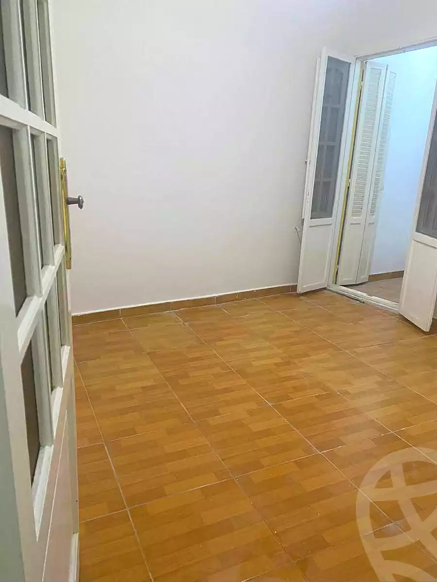 https://aqarmap.com.eg/ar/listing/6981159-for-sale-alexandria-sydy-bshr-sydy-bshr-bhry