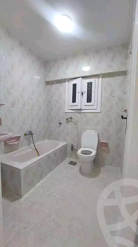 https://aqarmap.com.eg/ar/listing/6981330-for-sale-alexandria-al-agamy