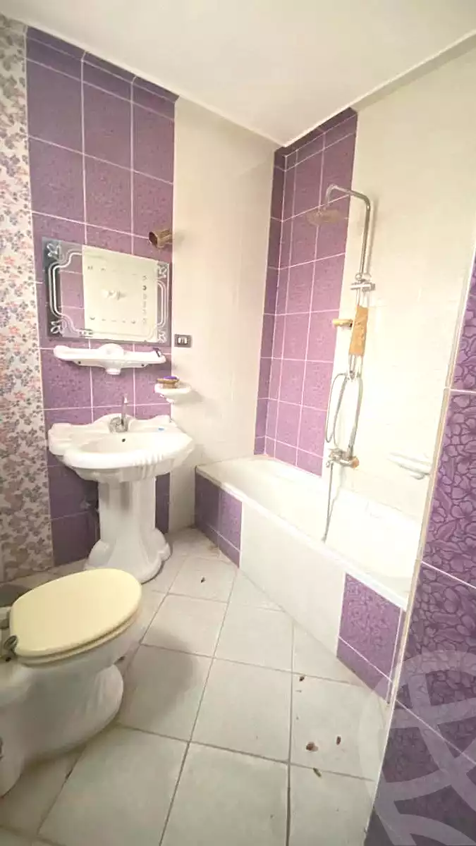 https://aqarmap.com.eg/ar/listing/6981345-for-sale-alexandria-al-agamy-lbytsh-shahr-al-assal-st