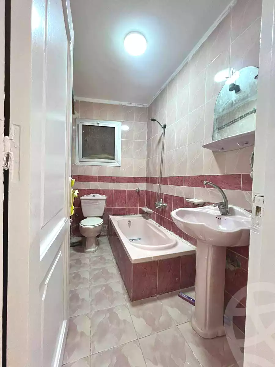 https://aqarmap.com.eg/ar/listing/6981392-for-sale-alexandria-al-agamy-shataa-el-nakheel
