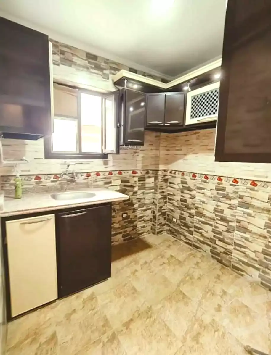 https://aqarmap.com.eg/en/listing/6981454-for-sale-alexandria-al-agamy-lbytsh-mohamed-el-fardi-st