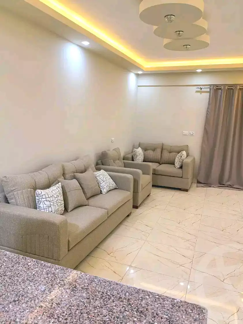 https://aqarmap.com.eg/ar/listing/6981515-for-rent-cairo-ain-shams-jsr-lswys
