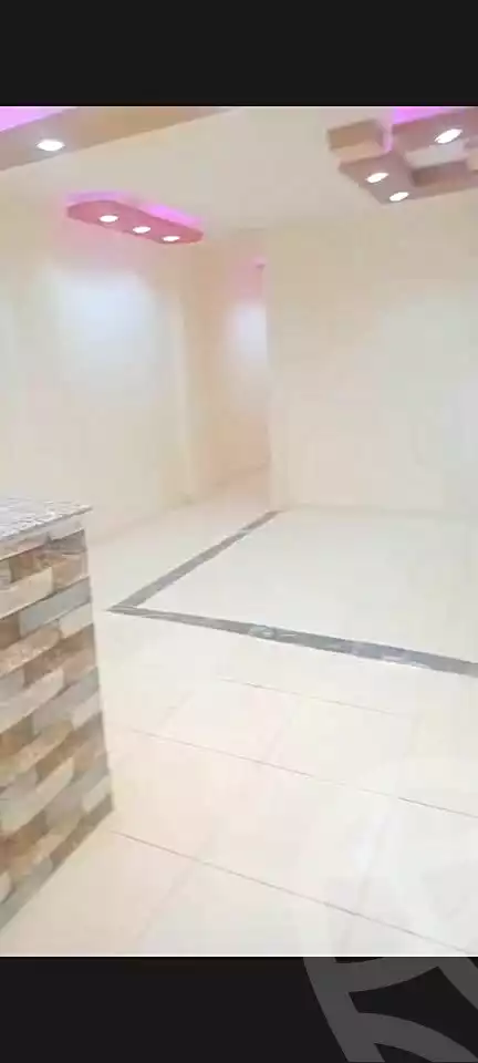 https://aqarmap.com.eg/ar/listing/6981644-for-sale-alexandria-al-agamy-bw-ywsf